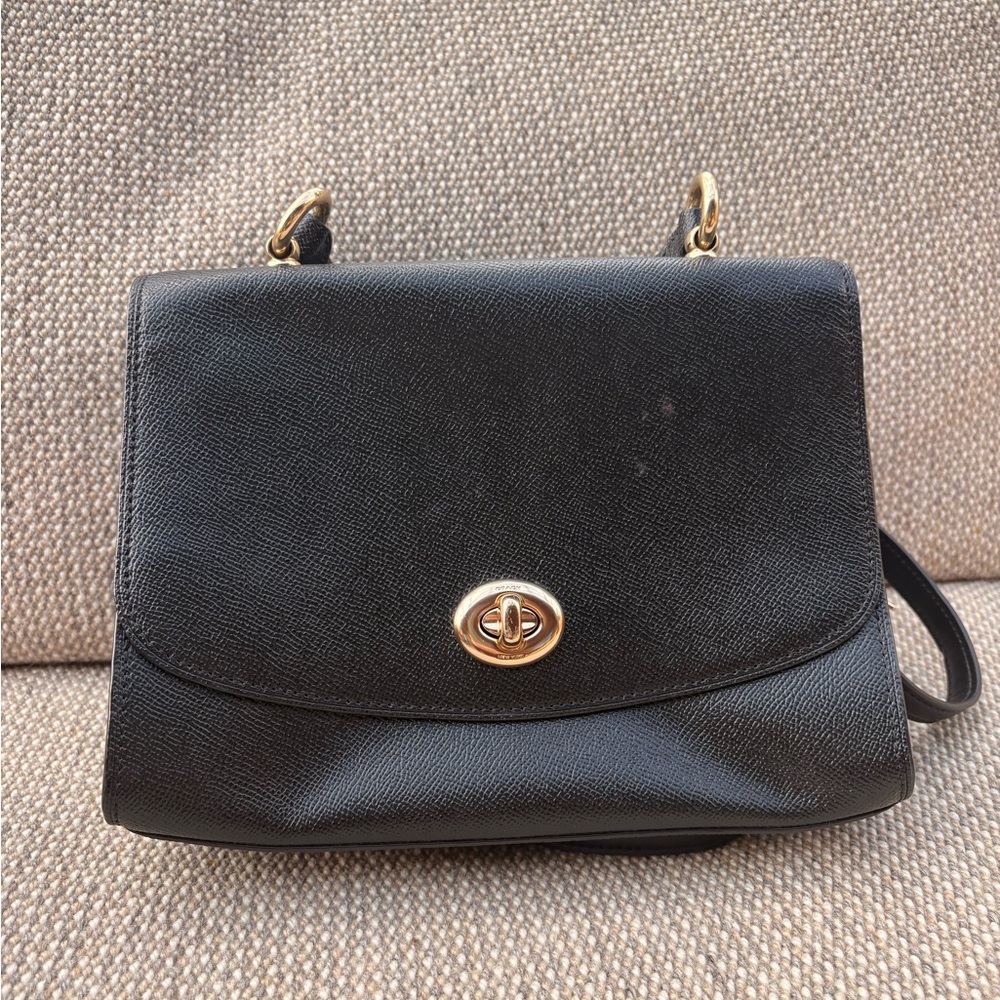Coach Black Leather Shoulder Bag
